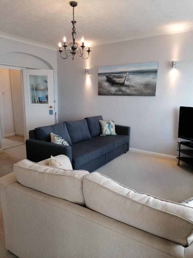 Sunrise View - Beachfront Apartment, Weymouth Bagian luar foto