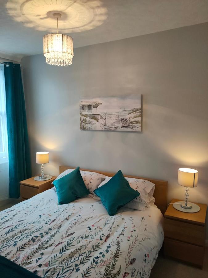 Sunrise View - Beachfront Apartment, Weymouth Bagian luar foto